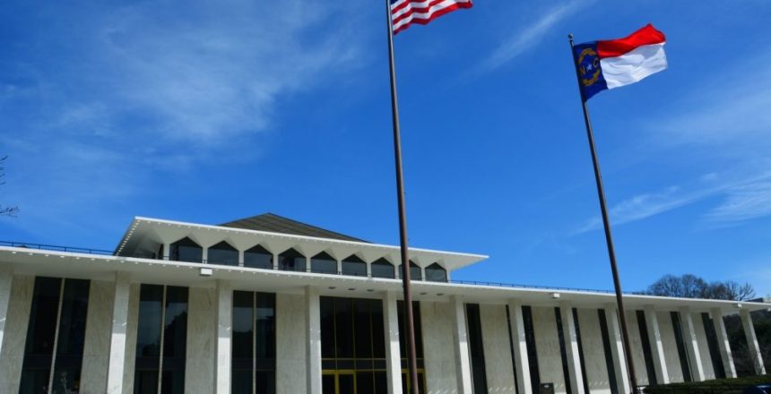 North Carolina lawmakers passes new congressional map to help secure extra GOP House seat North Carolina lawmakers passes new congressional map to help secure extra GOP House seat