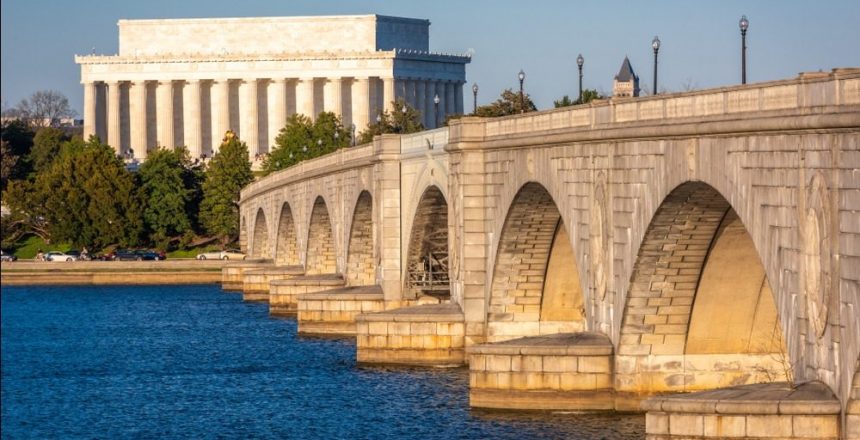 Pres. Trump says planned ‘Triumphal Arch’ to include military installation for drones and snipers