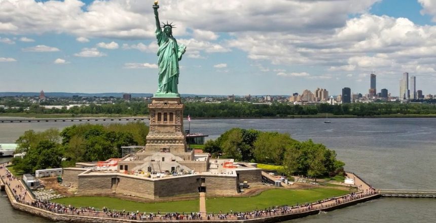 Captain arrested following boat capsize near Statue of Liberty that killed woman and baby