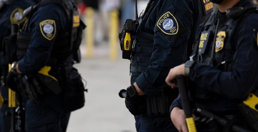 Federal immigration agents face scrutiny after U.S. citizen is injured during California ICE operation