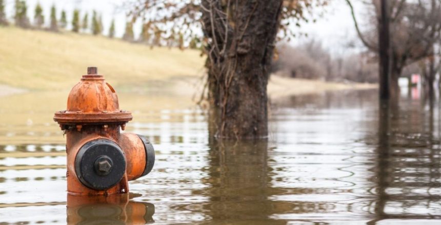 Death toll climbs to 18 after severe weather, flash flooding hits South, Midwest U.S.